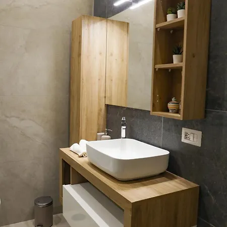 Calypso Apartment *